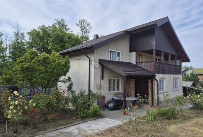 Casă cu 4 camere în Lăbușești - 4