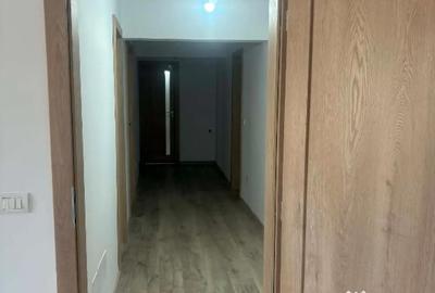 Apartament cu 3 camere decomandat în Calea București - 8