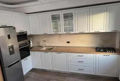 Apartament cu 4 camere decomandat, mobilat în Tractorul - 5