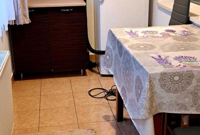 Apartament decomandat în Central - 2