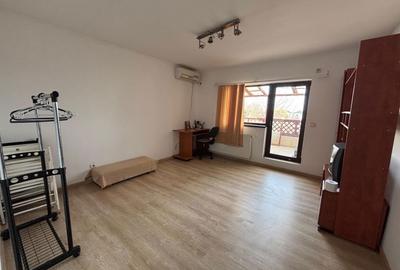 Apartament cu 3 camere semidecomandat în Cornetu - 3