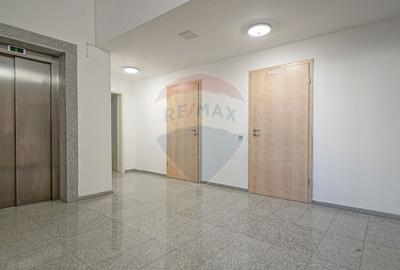 Apartament structura premimum cu loc de parcare si boxa - 32