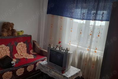Proprietar vand partament 3 camere Tudor Vladimirescu ts2 autogara decomandat 4 4 clasic60000 euro - 2