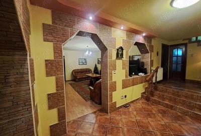 Casă în Central - 4