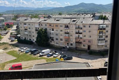 Garsonieră decomandată în Central - 7