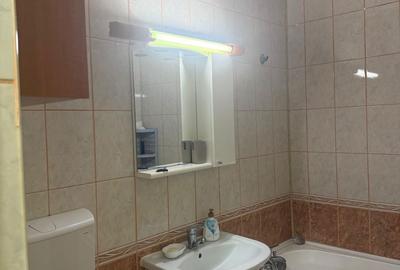 Apartament cu 2 camere semidecomandat în Mazepa 1