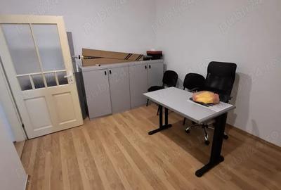 Spațiu comercial, de 55 mp, în Rovine