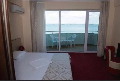 Hotel Mamaia pe malul lacului - 3