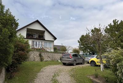 Casă cu 4 camere în Deleni - 5