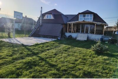 Casă individuală cu 5 camere cu Teren 1390 Mp în Cernat - 3