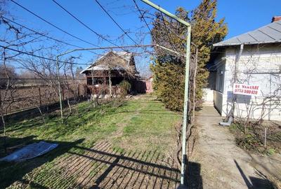 Casă cu 4 camere în Filipeștii de Târg - 4