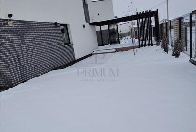 Duplex cu 4 camere cu Teren 320 Mp în Moșnița Nouă