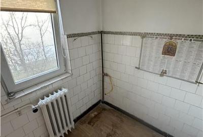 Apartament cu 2 camere nedecomandat în Circumvalațiunii - 3