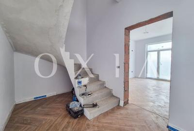 AX1030 Mosnita Noua, 1/2 Duplex Despartit Prin Camera Tehnica - 13