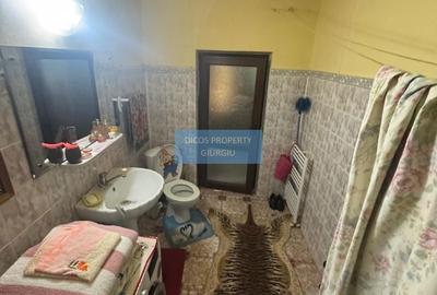 Casă cu 3 camere în Uiești - 11