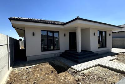 Casă cu 4 camere în Sântandrei - 1
