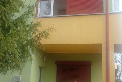 Casă cu 3 camere în Dâmbul Rotund - 1