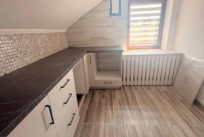 Spațiu comercial, de 600 mp, în Central - 13