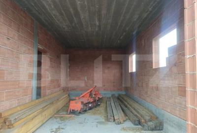 Casă cu 7 camere cu Teren 770 Mp în Marginea - 5