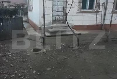 Casă cu 5 camere cu Teren 2348 Mp în Găești - 16