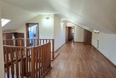 Comision cumparator 0 , casa parter , etaj si mansarda - 5