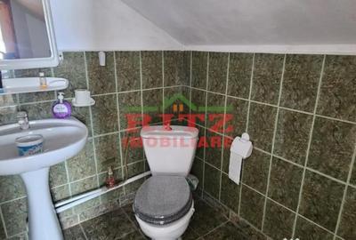 Casă cu 7 camere cu Teren 1756 Mp în Caracal - 10