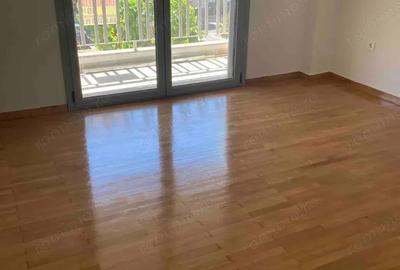 Spațiu comercial, de 75 mp, în Aviatorilor - 1