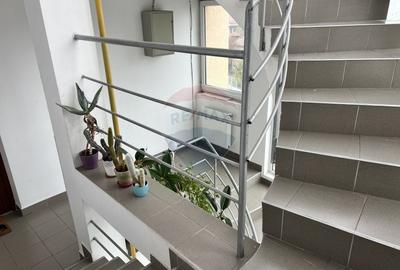 Apartament cu 5 camere semidecomandat în Grigorescu - 40