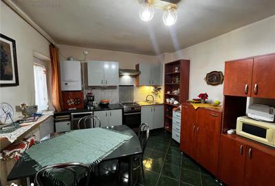 Apartament cu 2 camere decomandat în Central - 4