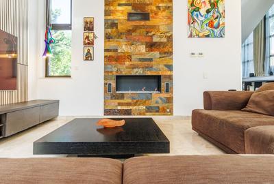 Casă individuală cu 12 camere cu Canalizare în Valea Oltului - 56