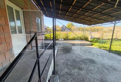 Casa construc?ie noua suprafa?a de 140 mp o terasa de 30 - 10