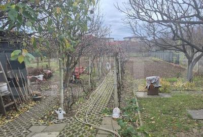 Pensiune turistica + casa de locuit, 315 mp, teren 761 mp, z - 12