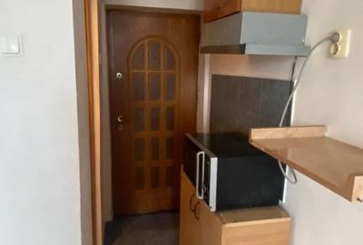 Garsonieră nedecomandată în Micro 14 - 1