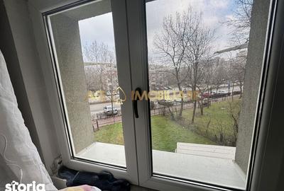 Garsonieră, mobilată în Titan