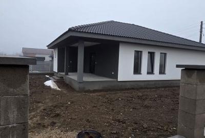 Casă cu 3 camere cu Teren 450 Mp în Lazuri - 16