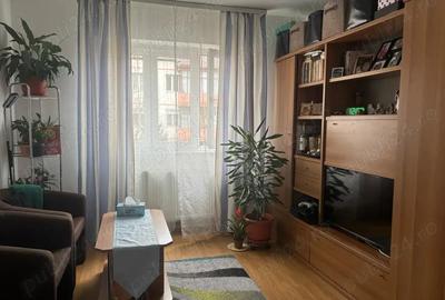 Vand apartament 2 camere Nicolae Iorga, etaj intermediar - 4