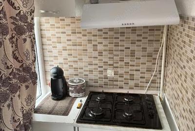 Apartament cu 3 camere decomandat în Baba-Dochia - 8