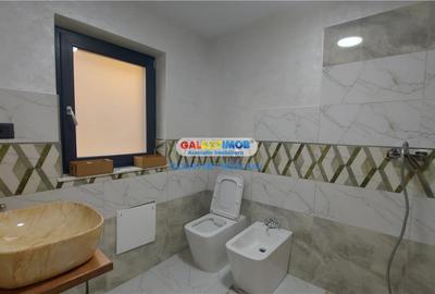 Apartament cu 4 camere decomandat în Central - 1