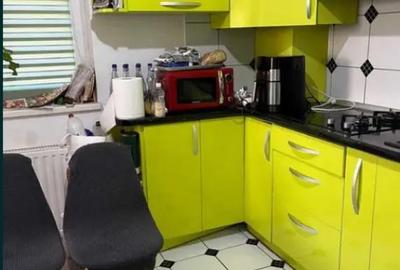 Apartament cu 4 camere decomandat în Sânpetru - 2