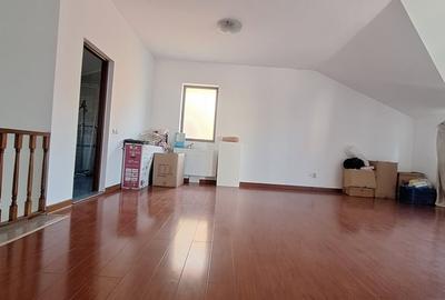 Casă cu 6 camere cu Teren 307 Mp în Fundeni - 2