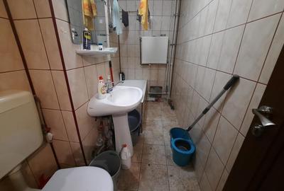 Garsonieră decomandată în Sebastian - 8