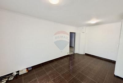Spațiu comercial, de 110 mp, în Central - 10
