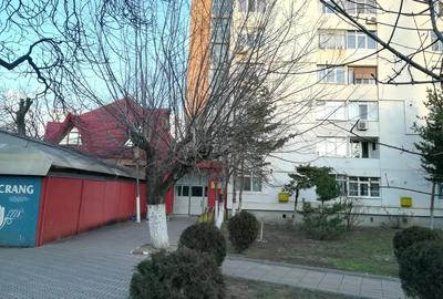 Inchiriez garsoniera bloc 14, et 3, centrala termica - 4