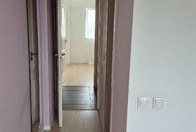 Proprietar , inchiriez apartament , renovat , 4 camere ,zona buna. - 9