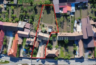 Casă cu 4 camere în Cut