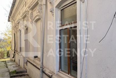 De vânzare – Clădire impresionantă, 11 camere, 9 dormitoare, Păcurari - 10