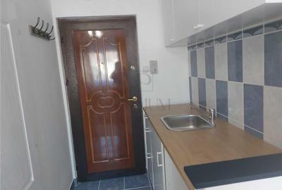 Garsoniera-renovata-Lipovei - 5