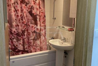 Apartament cu 3 camere semidecomandat, mobilat în 13 Septembrie - 3