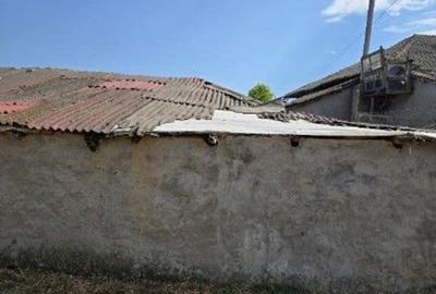Casă cu 2 camere cu Teren 1722 Mp în Vadu - 10