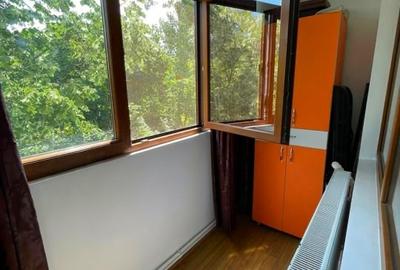 Apartament cu 3 camere nedecomandat, mobilat în Podu Roș - 6